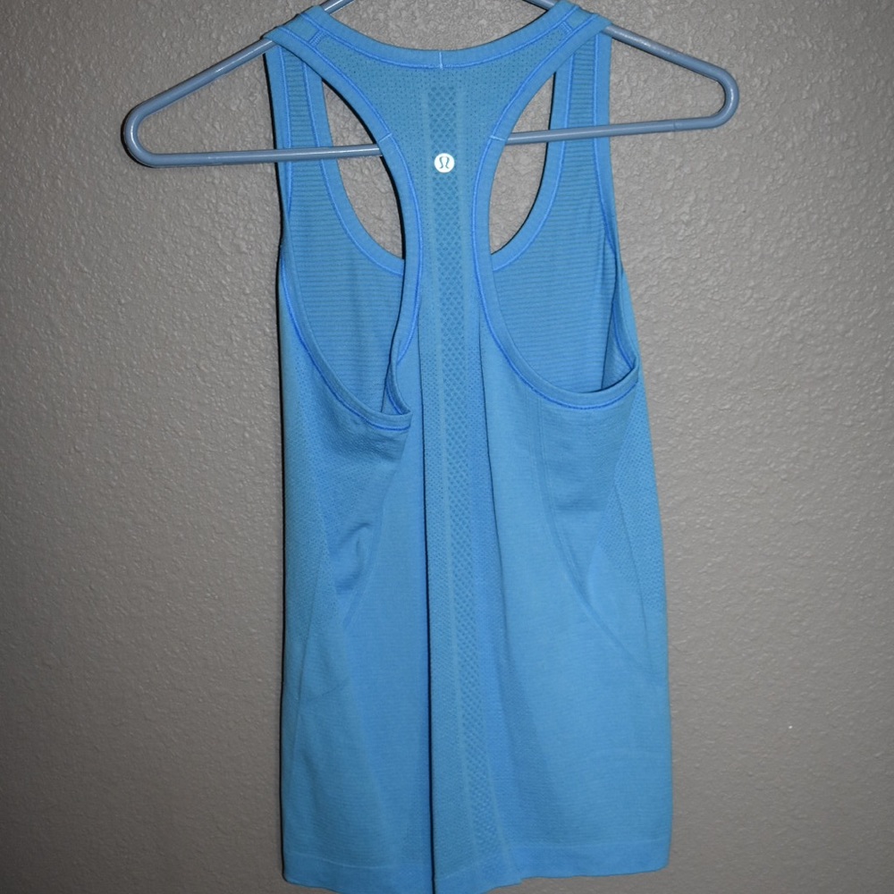 Lululemon work out tank top